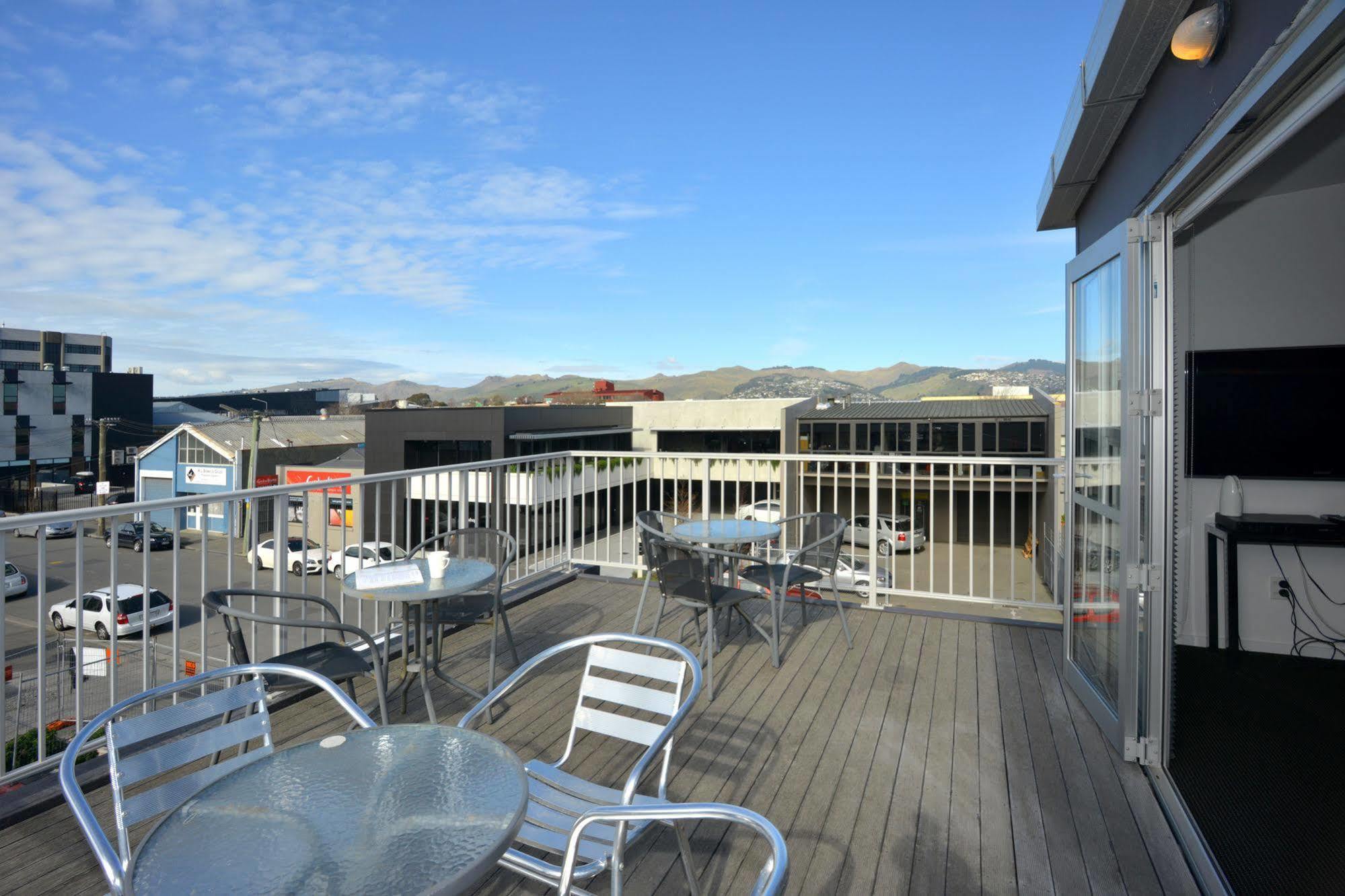 Southwark Hotel & Apartments Christchurch Exterior foto